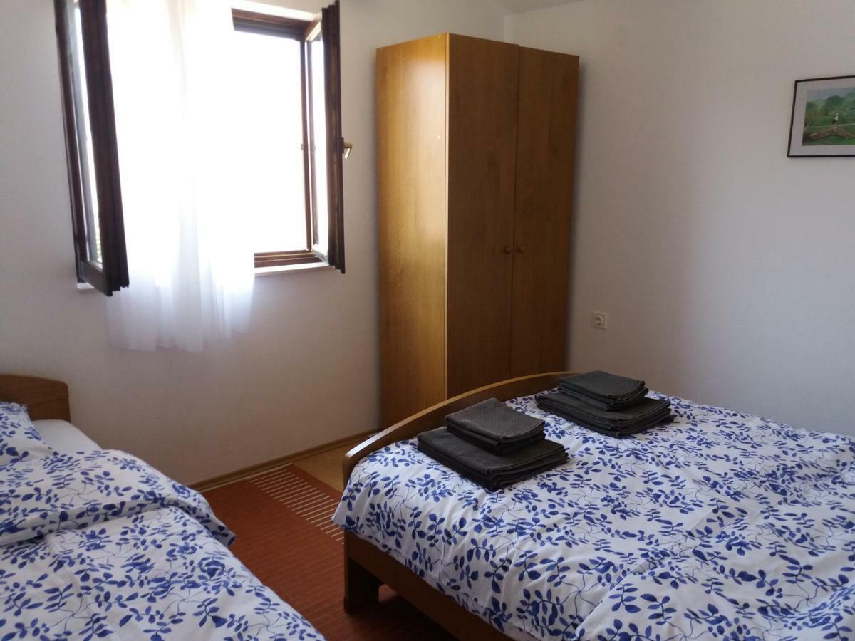 Apartman Nin-Dodo Bagian luar foto