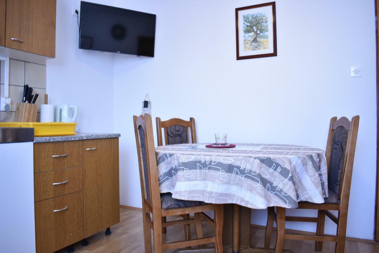 Apartman Nin-Dodo Bagian luar foto