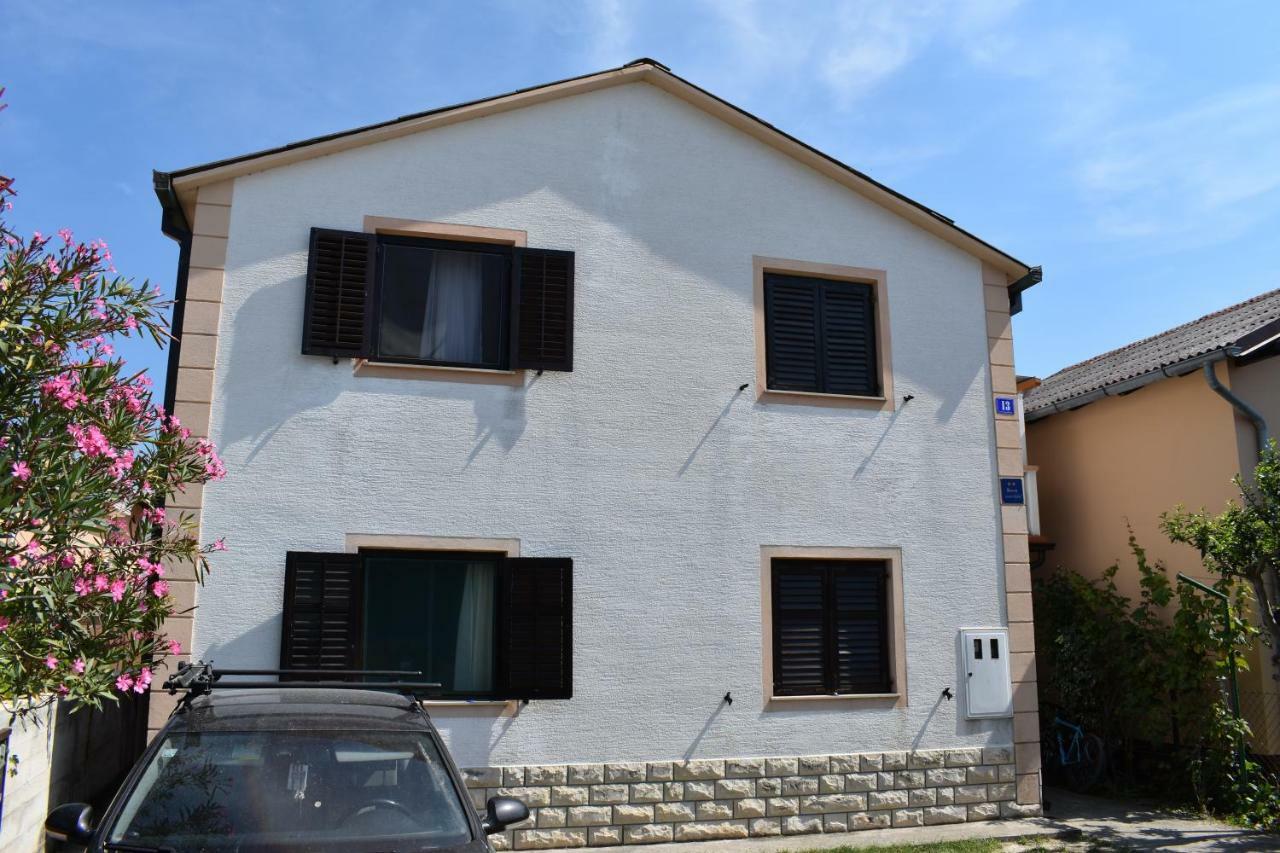 Apartman Nin-Dodo Bagian luar foto