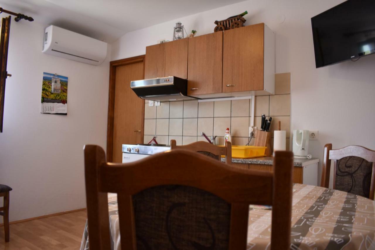 Apartman Nin-Dodo Bagian luar foto