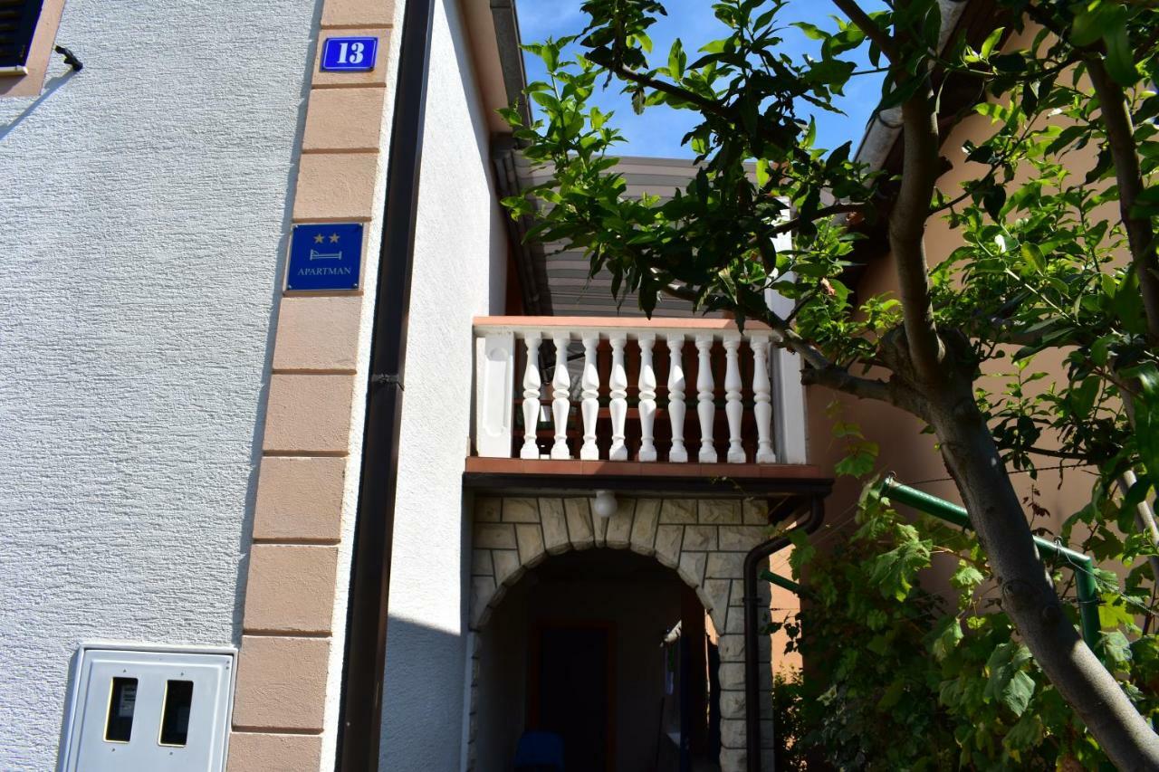 Apartman Nin-Dodo Bagian luar foto