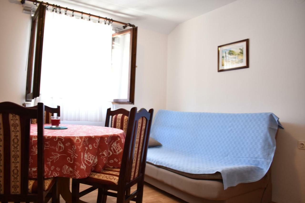 Apartman Nin-Dodo Bagian luar foto